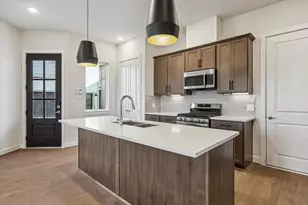 6547 Rena St, Houston, TX 77092 - Photo 2