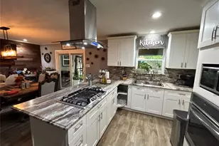 5919 Heatherbrook Dr, Houston, TX 77085 - Photo 12