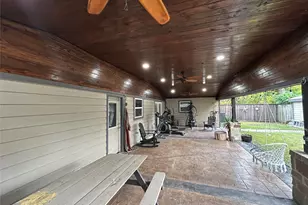 5919 Heatherbrook Dr, Houston, TX 77085 - Photo 34