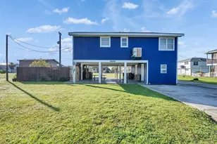 16527 Lewis Scott Rd, Jamaica Beach, TX 77554 - Photo 8