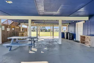 16527 Lewis Scott Rd, Jamaica Beach, TX 77554 - Photo 12