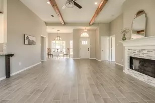 319 Brook Hollow Dr, Huntsville, TX 77340 - Photo 28