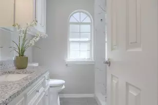 319 Brook Hollow Dr, Huntsville, TX 77340 - Photo 18