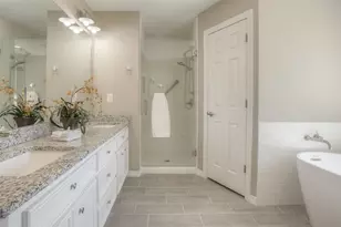 319 Brook Hollow Dr, Huntsville, TX 77340 - Photo 40