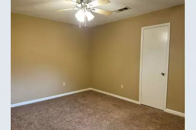 3800 Kingsway Drive, Baytown, TX 77521 - Photo 22