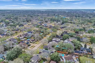 1707 W Hedgecroft Dr, Seabrook, TX 77586 - Photo 10