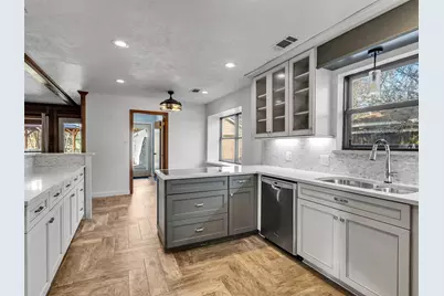 1707 W Hedgecroft Drive, El Lago, TX 77586 - Photo 2