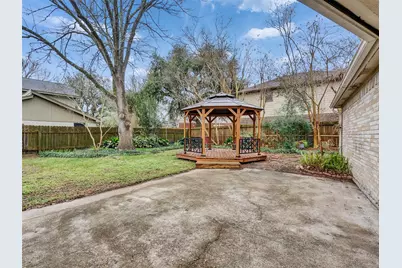 1707 W Hedgecroft Drive, El Lago, TX 77586 - Photo 6