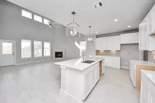 18611 Serapis St, Fresno, TX 77545 - Photo 10