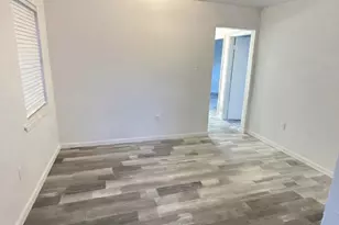 600 W Mimosa St, Angleton, TX 77515 - Photo 10