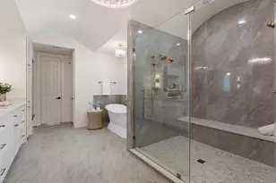 31 Hollymead Dr, The Woodlands, TX 77381 - Photo 24