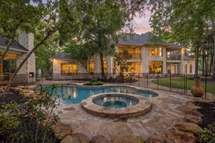 31 Hollymead Dr, The Woodlands, TX 77381 - Photo 2