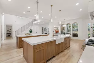 31 Hollymead Dr, The Woodlands, TX 77381 - Photo 14