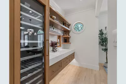 31 Hollymead Drive, The Woodlands, TX 77381 - Photo 10