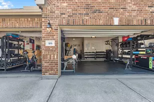 106 Diamond Back Ln, Montgomery, TX 77316 - Photo 2