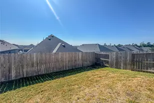 519 Newcomb Holw Dr, Conroe, TX 77304 - Photo 46