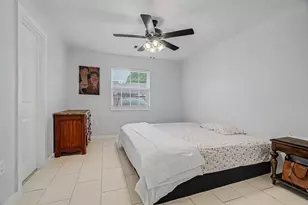 7180 Crownwest St, Houston, TX 77072 - Photo 24