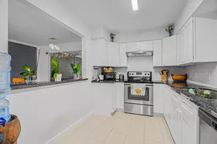 7180 Crownwest St, Houston, TX 77072 - Photo 12