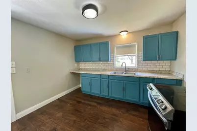 6227 S F Austin, Jones Creek, TX 77541 - Photo 10