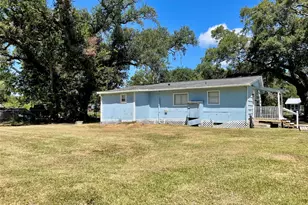 6227 S F Austin, Jones Creek, TX 77541 - Photo 28