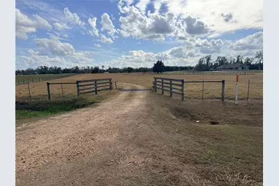 1300 State Highway 71 Highway, Columbus, TX 78933 - Photo 2