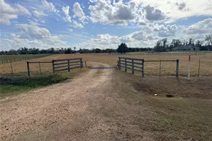 1300 State Hwy 71 Hwy, Columbus, TX 78933 - Photo 2
