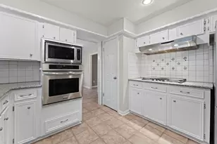 19415 Craigchester Ln, Spring, TX 77388 - Photo 12