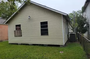 3410 Nagle St, Houston, TX 77004 - Photo 6