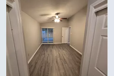 8 Camberwell Court, The Woodlands, TX 77380 - Photo 8