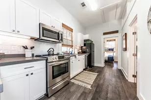 2021 Ave O 1/2, Galveston, TX 77550 - Photo 18