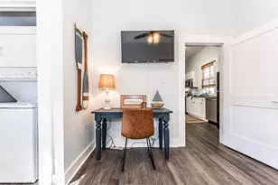 2021 Ave O 1/2, Galveston, TX 77550 - Photo 28