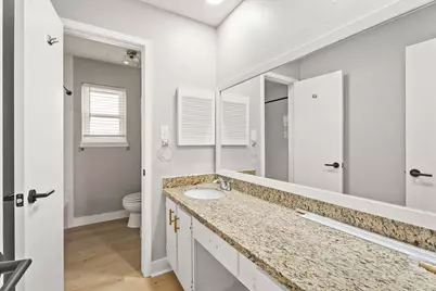 602 W Castle Harbour Drive, Friendswood, TX 77546 - Photo 14