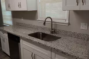 1102 Jackson Ave, Pasadena, TX 77506 - Photo 8