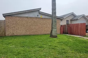 5103 Ave Q 1/2, Galveston, TX 77551 - Photo 10
