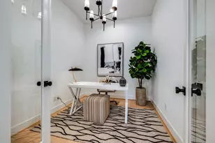 1016 Peden St, Houston, TX 77006 - Photo 8