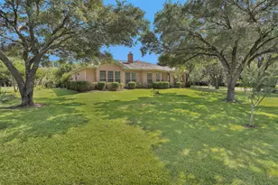 12180 Lakeview Manor Dr, Willis, TX 77318 - Photo 2