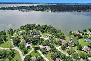12180 Lakeview Manor Dr, Willis, TX 77318 - Photo 48