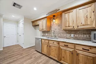 1325 Curtin St, Houston, TX 77018 - Photo 6