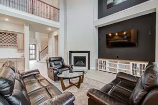 10015 Crescent Wood Dr, Missouri City, TX 77459 - Photo 12