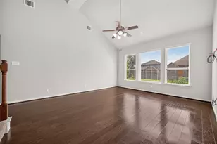 104 Long Meadow Ct, Clute, TX 77531 - Photo 20