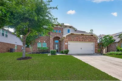 104 Long Meadow Court, Clute, TX 77531 - Photo 2