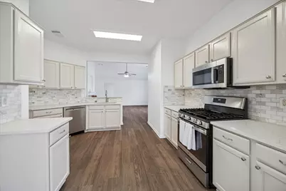 12302 Beacon Tree Court, Humble, TX 77346 - Photo 6