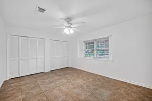 10715 Sagewind Dr, Houston, TX 77089 - Photo 32