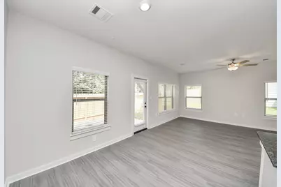 7711 Longmire Road #102, Conroe, TX 77304 - Photo 16