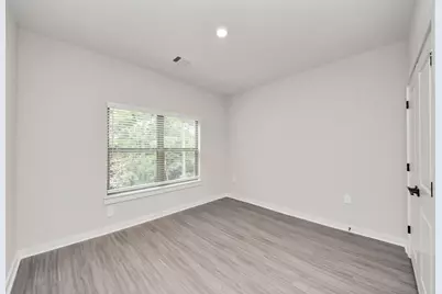 7711 Longmire Road #102, Conroe, TX 77304 - Photo 22