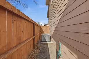 2906 Anita, Houston, TX 77004 - Photo 8
