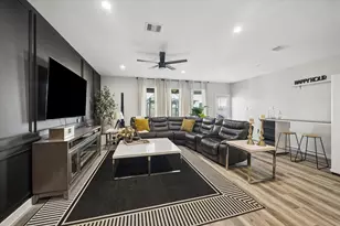 3034 Crown Gate Dr, Houston, TX 77047 - Photo 12