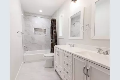 655 Avenue L, Dickinson, TX 77539 - Photo 36