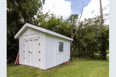 655 Avenue L, Dickinson, TX 77539 - Photo 16