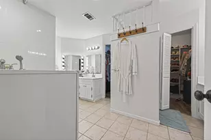 9818 Twin Shores Dr, Willis, TX 77318 - Photo 20